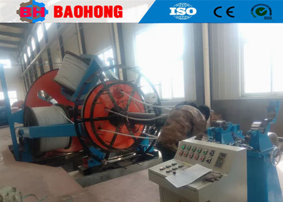 Cavo ad alta velocità dell'attrezzatura di produzione del cavo che sovrappone macchina